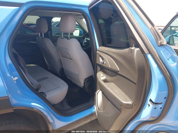 2024 CHEVROLET TRAILBLAZER FWD LT — I8