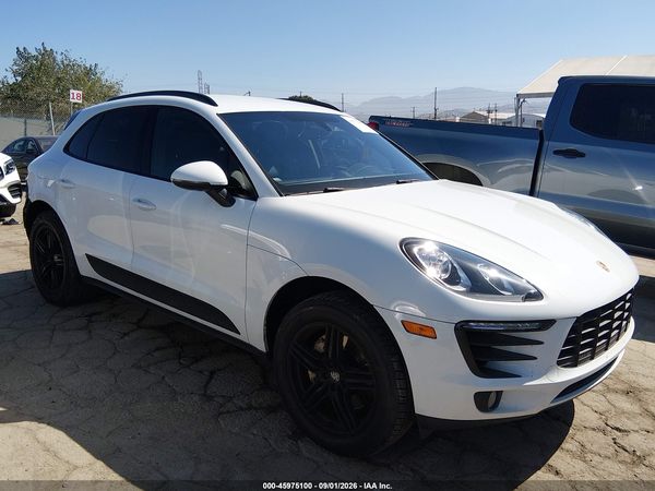 2015 PORSCHE MACAN S — I1