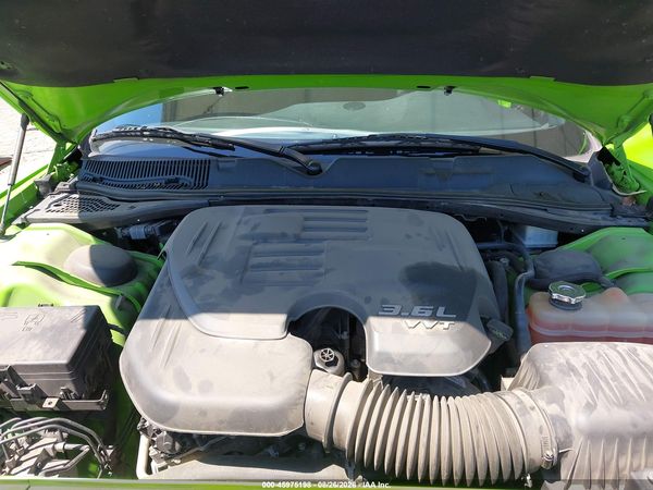 2017 DODGE CHALLENGER SXT