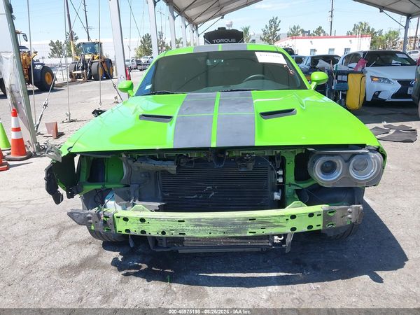 2017 DODGE CHALLENGER SXT