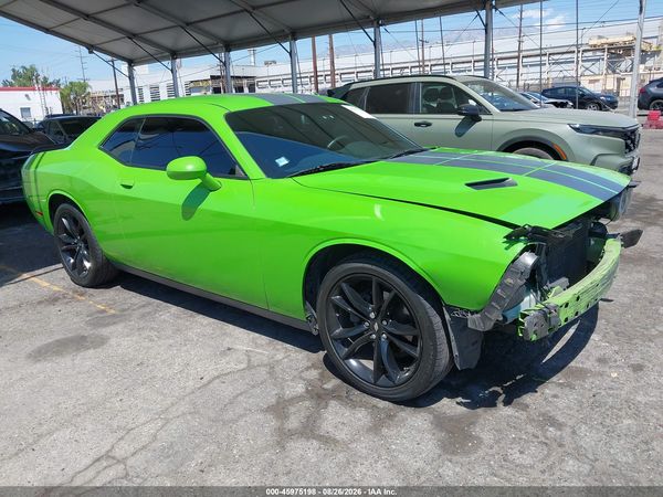 2017 DODGE CHALLENGER SXT