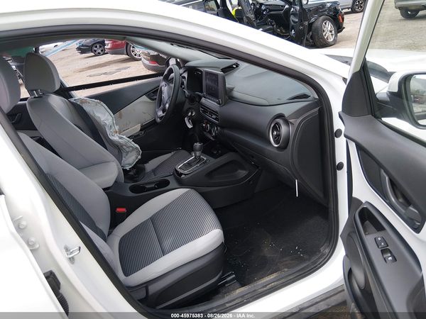 2022 HYUNDAI KONA SE — I5