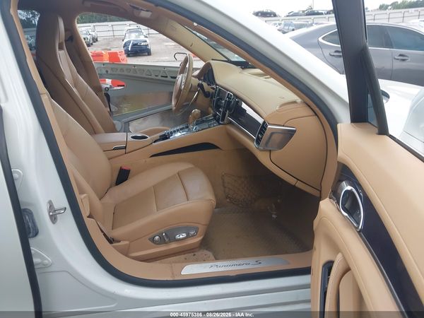 2014 PORSCHE PANAMERA S — I5