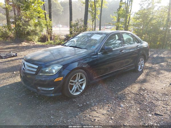 2012 MERCEDES-BENZ C 300 — I2