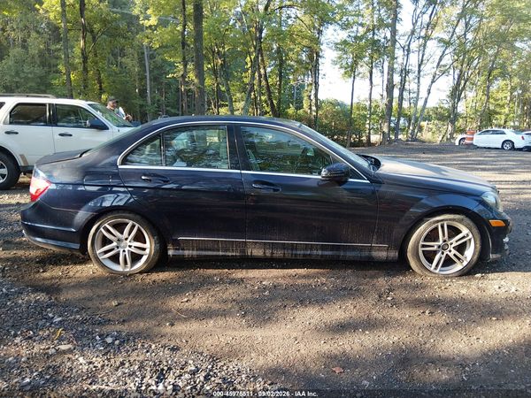 2012 MERCEDES-BENZ C 300 — I116