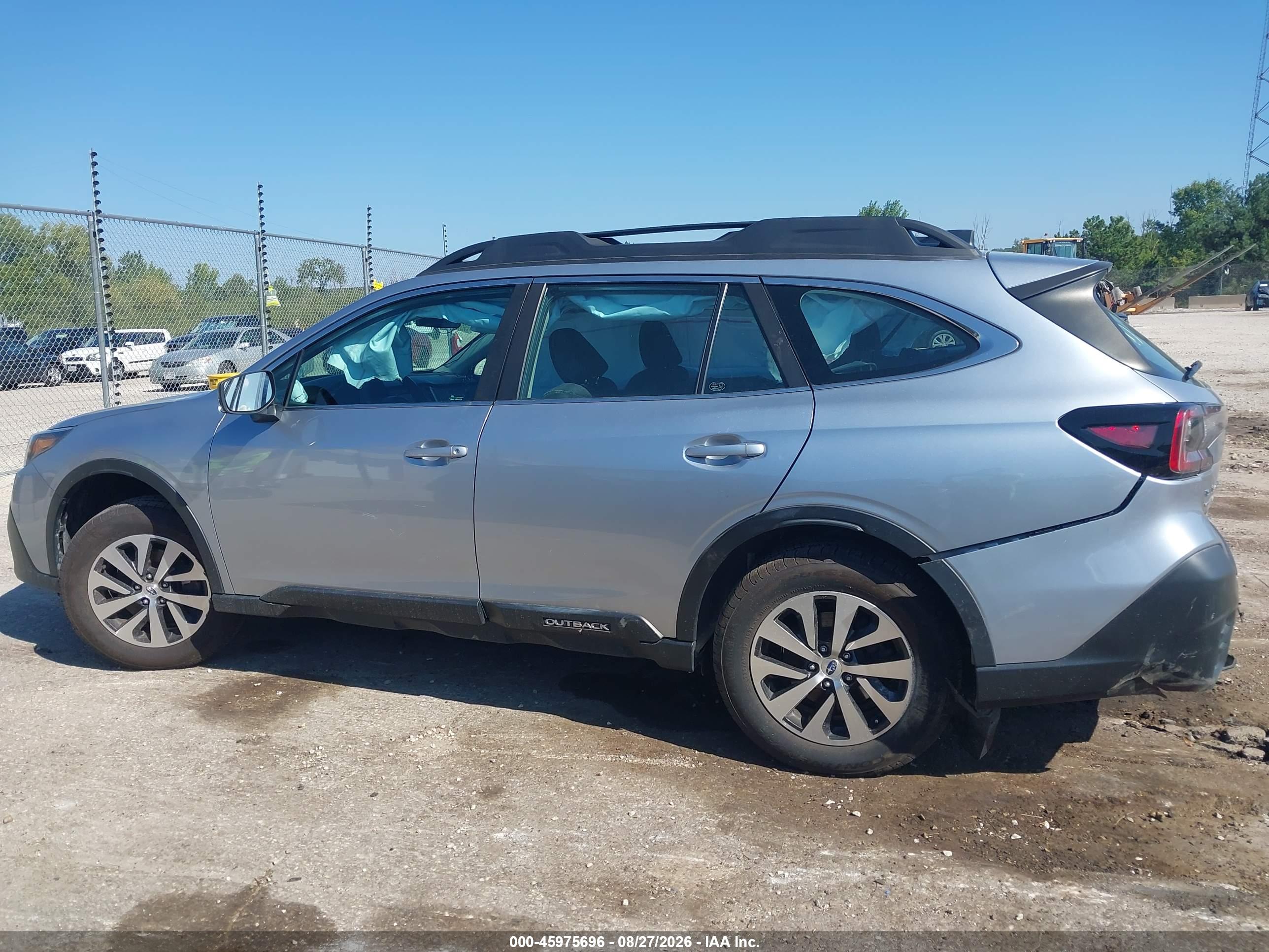 2022 SUBARU OUTBACK Base
