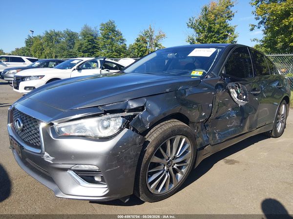 2019 INFINITI Q50 3.0T LUXE — I6