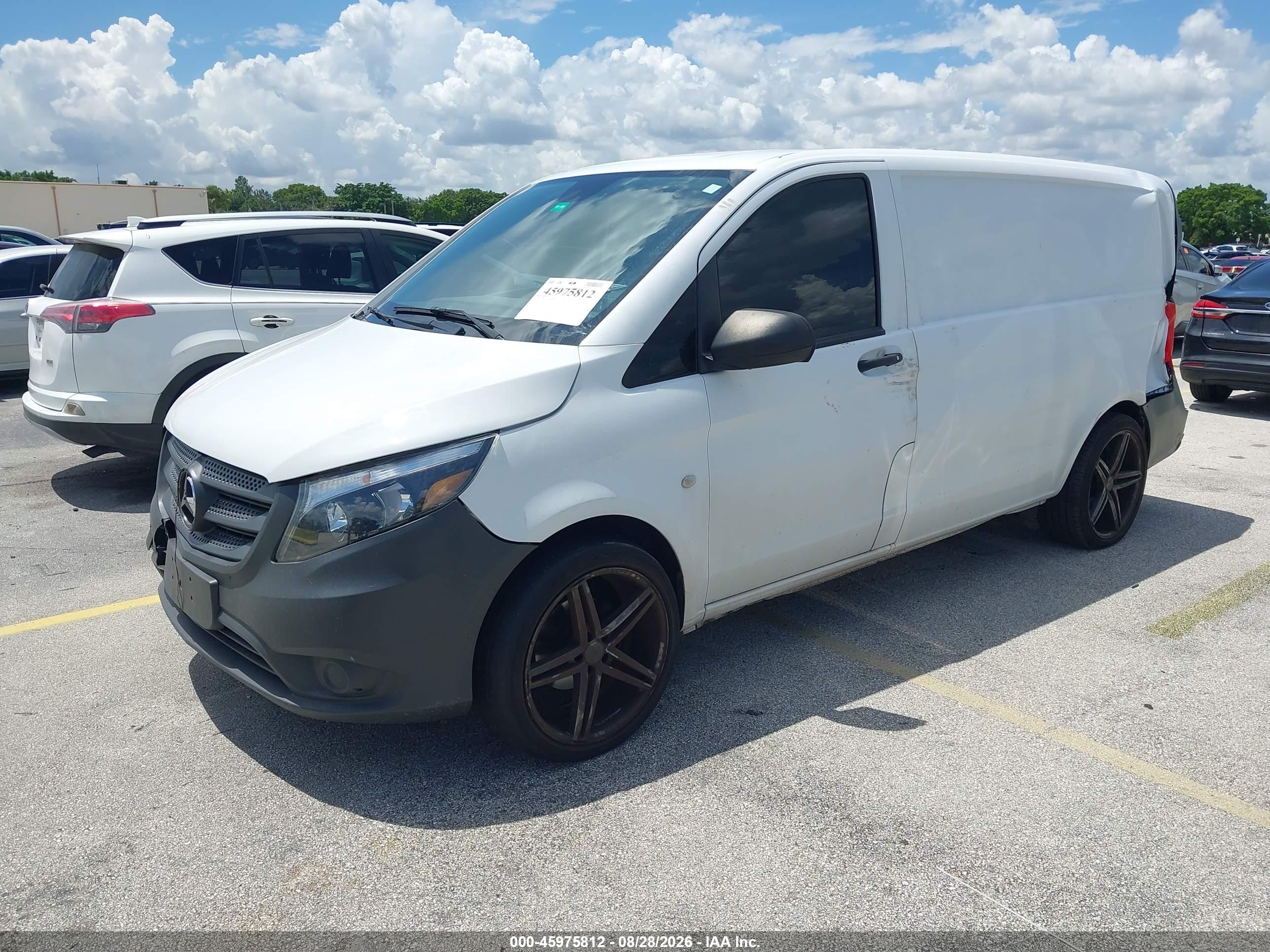 2017 MERCEDES-BENZ METRIS — I2