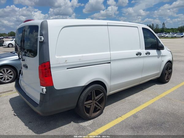2017 MERCEDES-BENZ METRIS — I4
