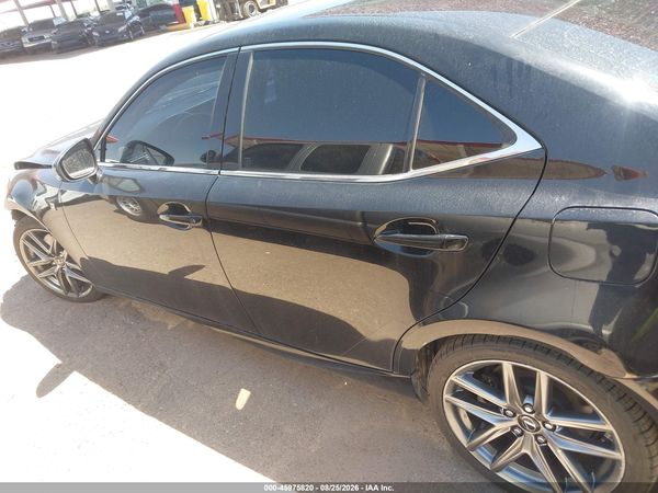 2017 LEXUS IS 200T