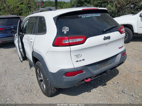 2016 JEEP CHEROKEE TRAILHAWK — I3