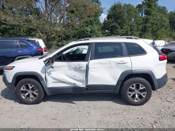 2016 JEEP CHEROKEE TRAILHAWK — I117