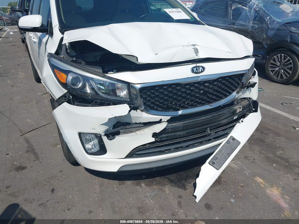 2017 KIA SEDONA SX — I6