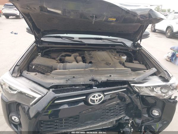 2023 TOYOTA 4RUNNER SR5 PREMIUM — I10