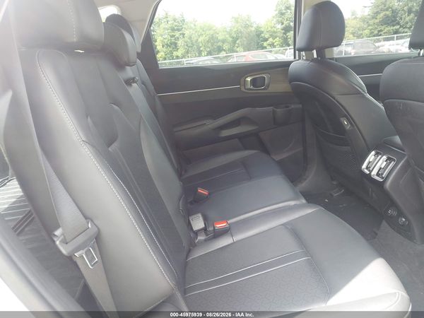 2023 KIA SORENTO X-LINE S — I8