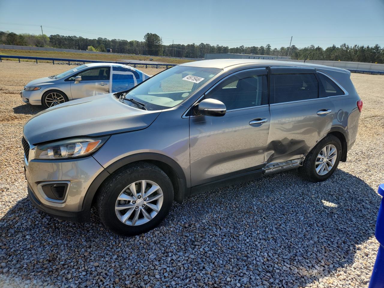 2016 KIA SORENTO L / LX