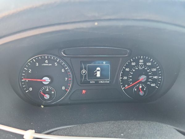 2016 KIA SORENTO L / LX