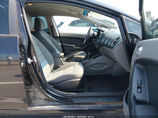 2017 KIA FORTE LX