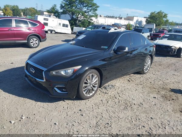2018 INFINITI Q50 3.0T LUXE — I2