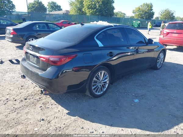 2018 INFINITI Q50 3.0T LUXE — I4