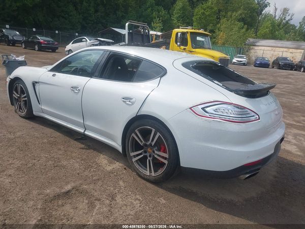 2016 PORSCHE PANAMERA 4 — I3