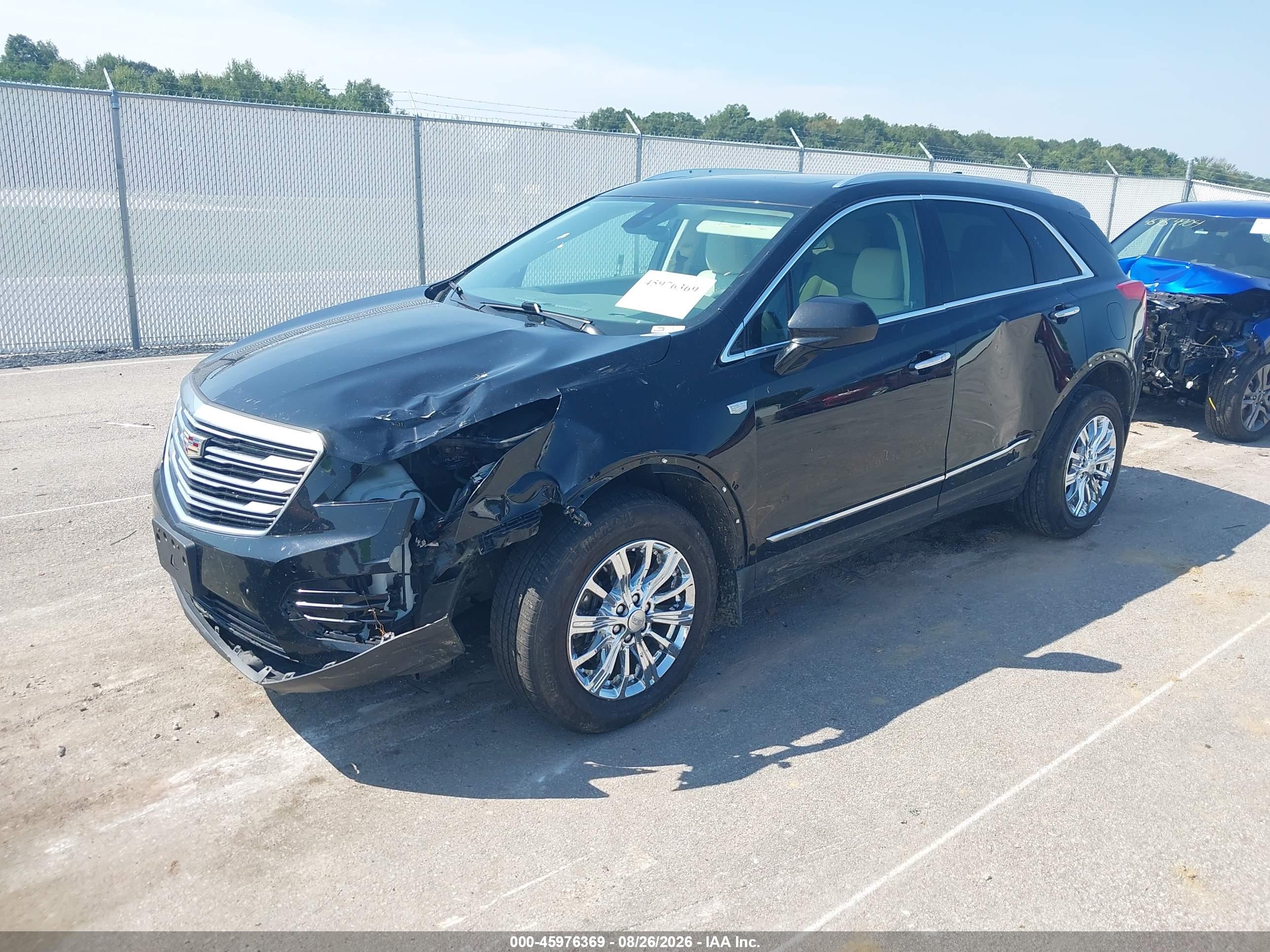 2017 CADILLAC XT5 LUXURY — I2
