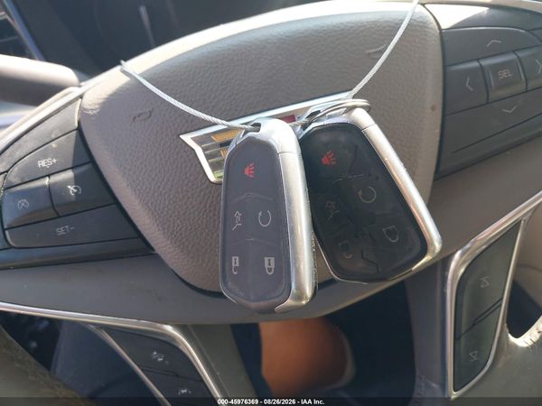 2017 CADILLAC XT5 LUXURY — I11