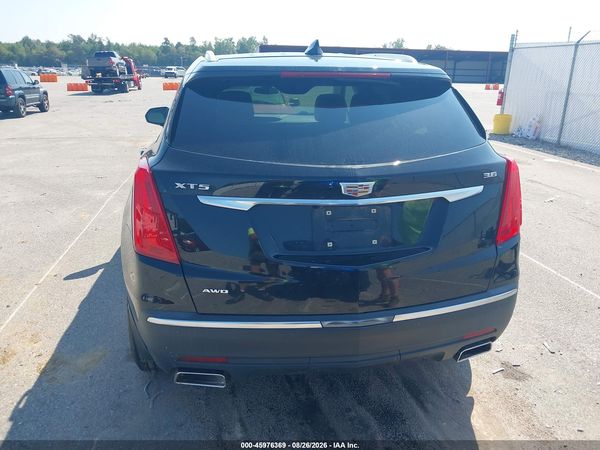 2017 CADILLAC XT5 LUXURY — I119