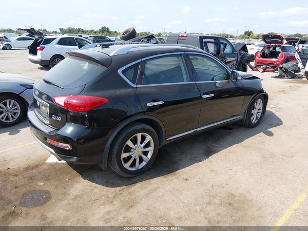2017 INFINITI QX50 — I4
