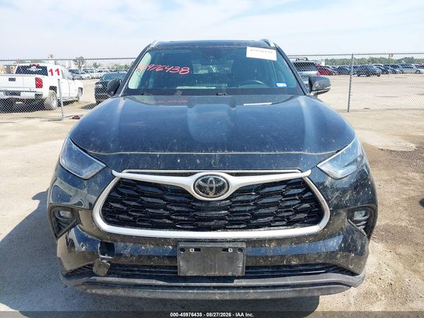2022 TOYOTA HIGHLANDER XLE — I115