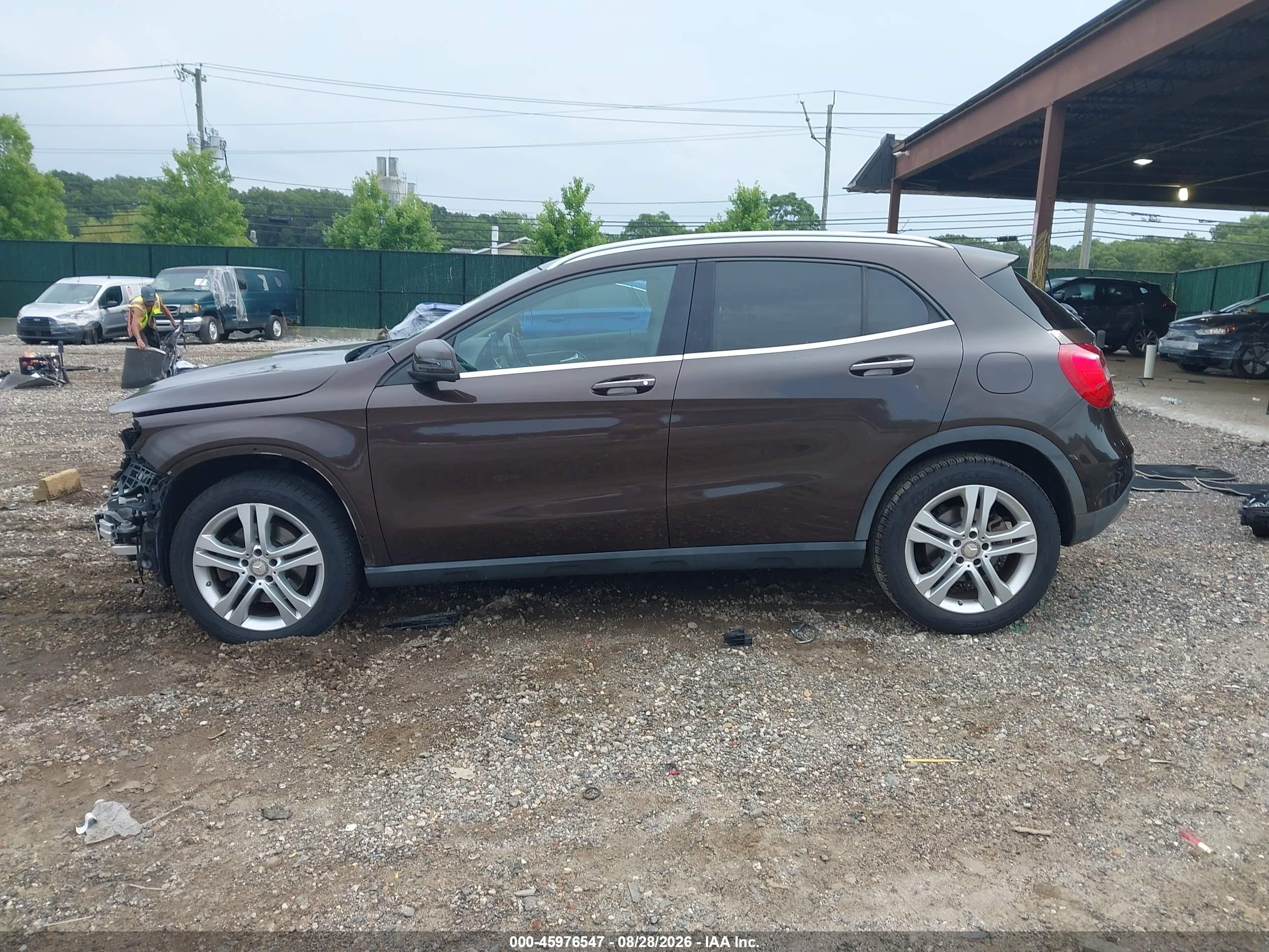 2016 MERCEDES-BENZ GLA 250 4MATIC