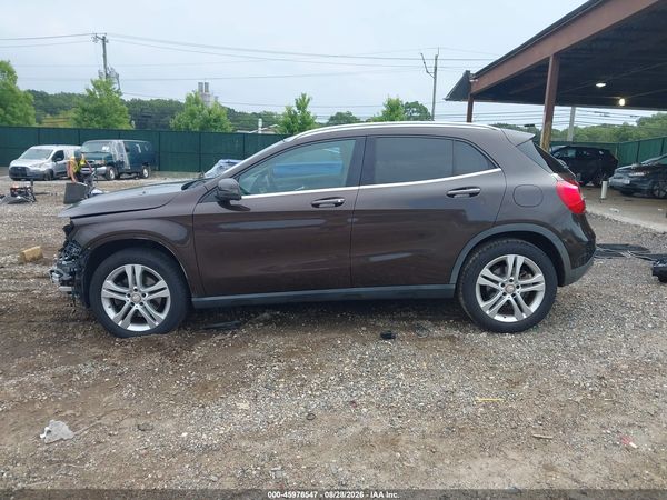 2016 MERCEDES-BENZ GLA 250