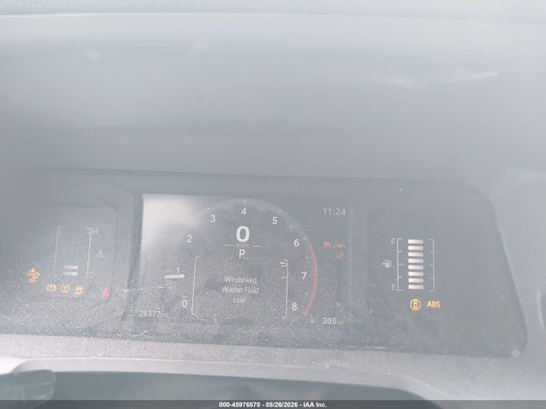 2025 TOYOTA TACOMA SR5 — I7