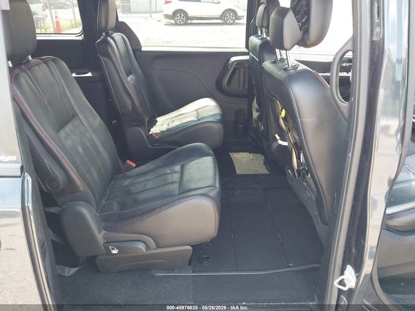 2014 DODGE GRAND CARAVAN R/T — I8