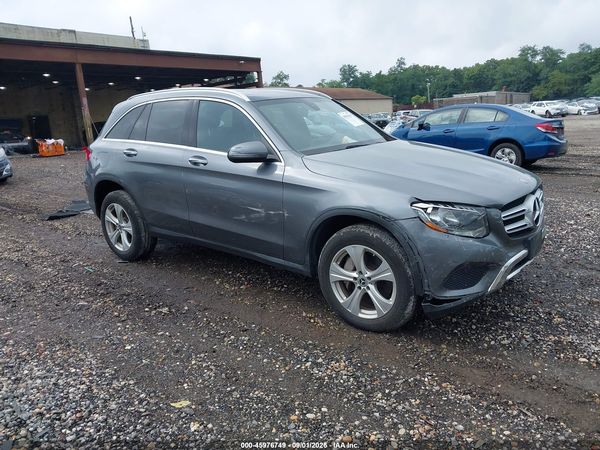 2017 MERCEDES-BENZ GLC 300 4MATIC — I1