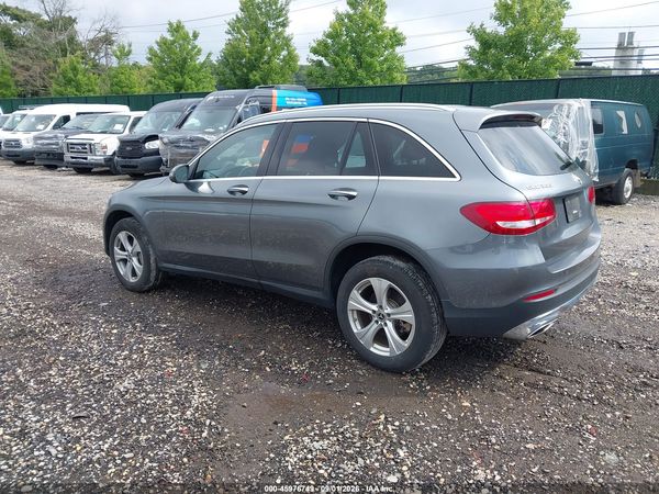 2017 MERCEDES-BENZ GLC 300 4MATIC — I3