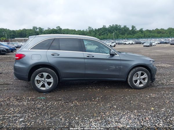 2017 MERCEDES-BENZ GLC 300 4MATIC — I116