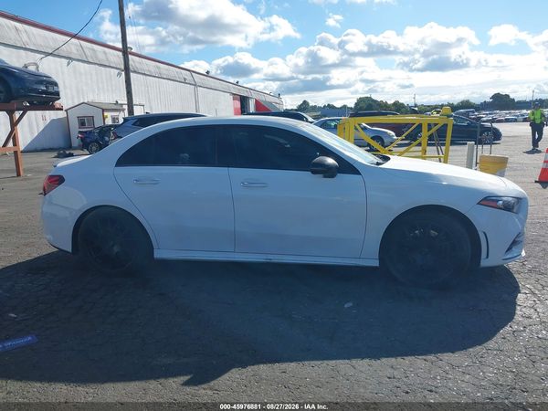 2019 MERCEDES-BENZ A 220 A220 — I116