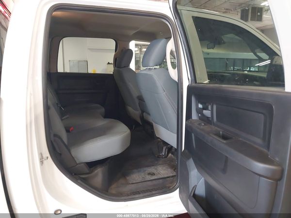 2018 RAM 3500 TRADESMAN  4X4 8' BOX