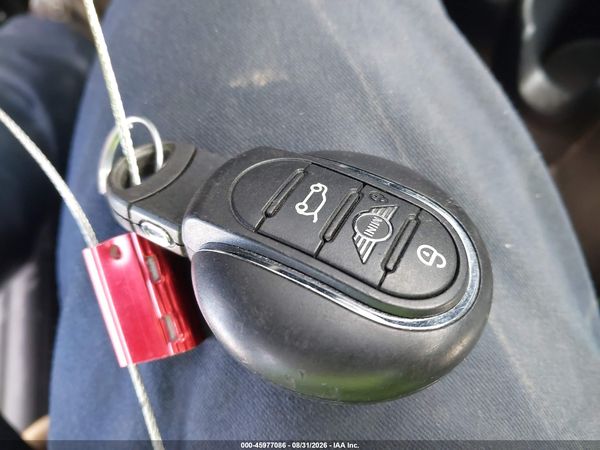 2019 MINI HARDTOP COOPER — I11