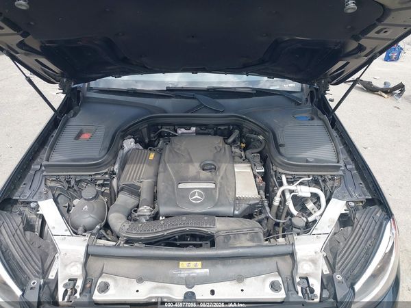 2019 MERCEDES-BENZ GLC 300 4MATIC — I10
