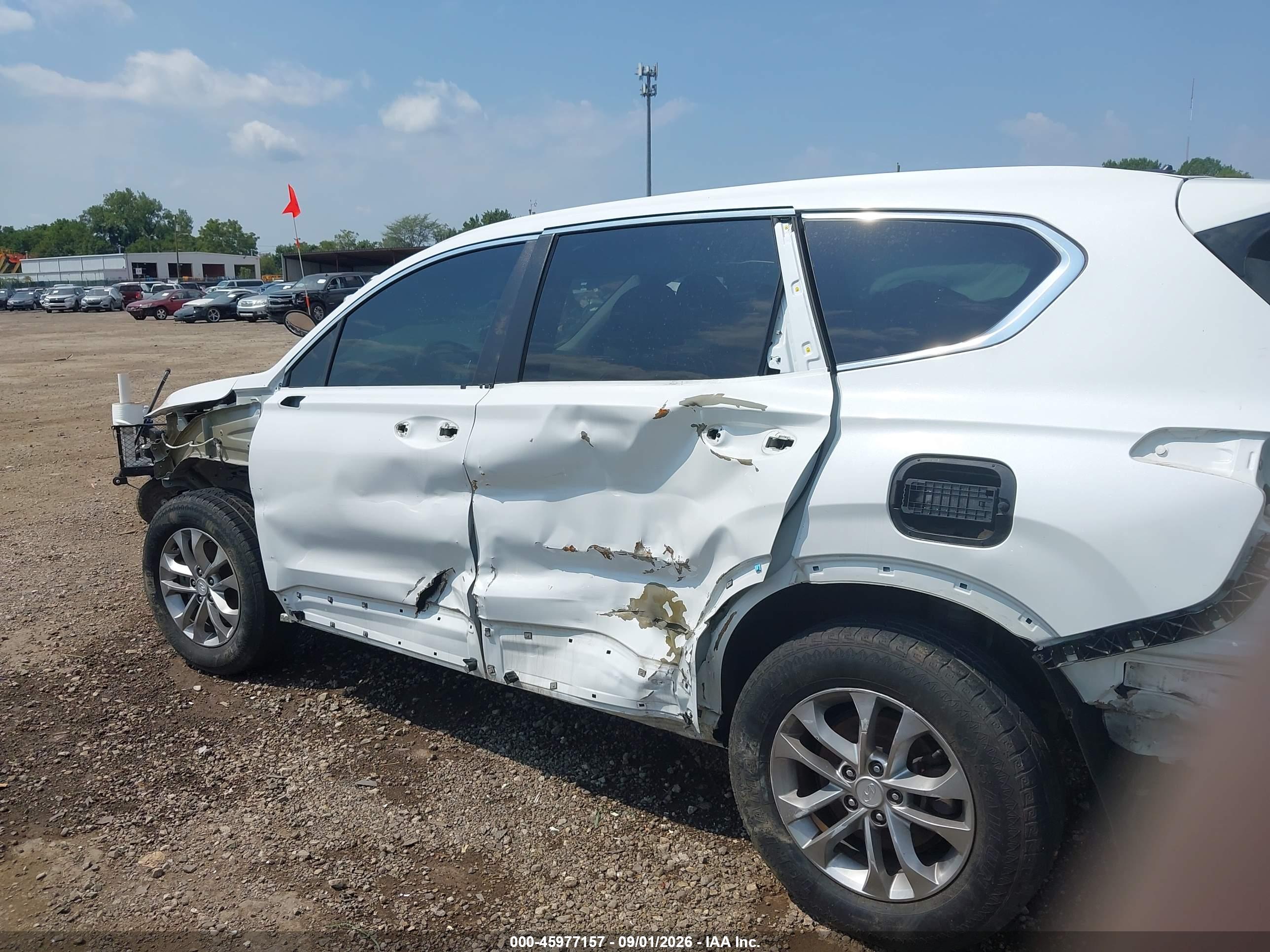 2020 HYUNDAI SANTA FE SE