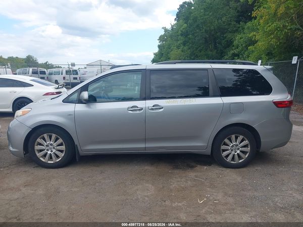 2016 TOYOTA SIENNA XLE 7 PASSENGER