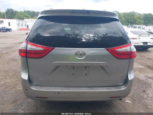 2016 TOYOTA SIENNA XLE 7 PASSENGER