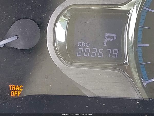 2014 TOYOTA SIENNA XLE V6 8 PASSENGER — I118