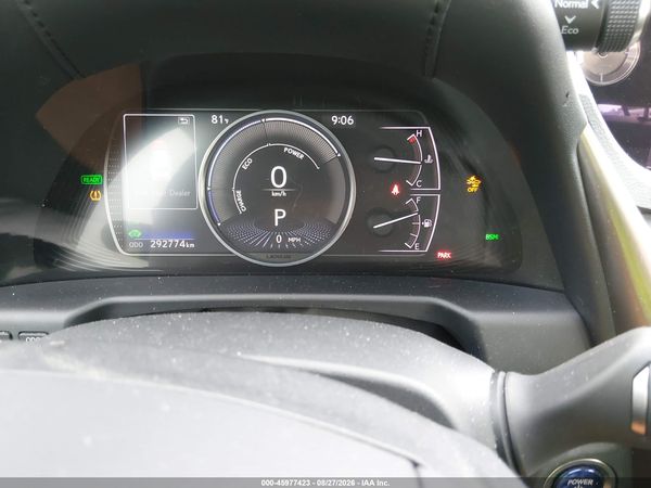 2019 LEXUS ES 300H — I7