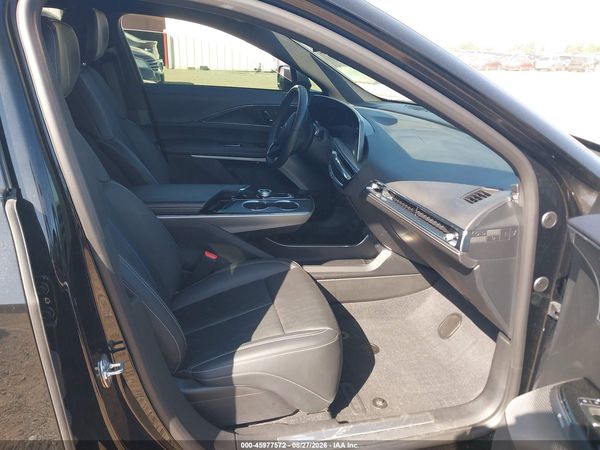 2024 CADILLAC LYRIQ SPORT W/1SJ — I5