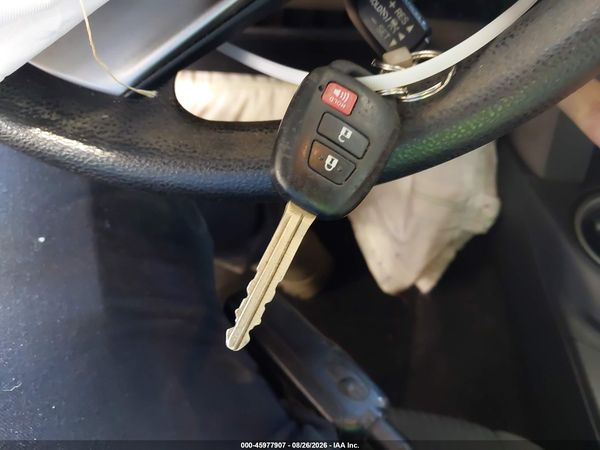 2018 TOYOTA RAV4 LE — I11