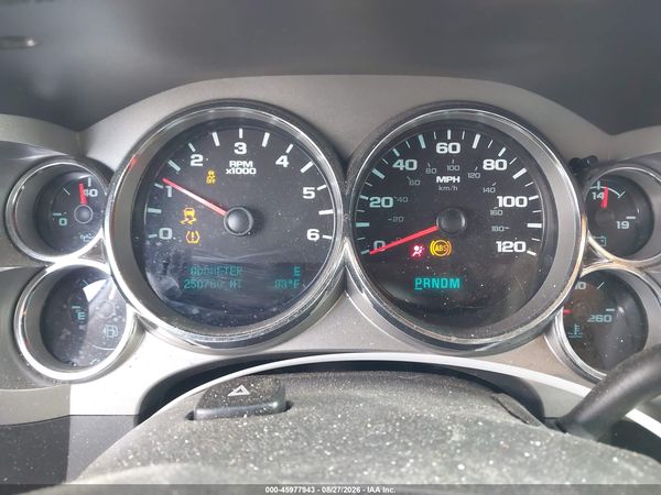 2012 CHEVROLET SILVERADO 1500 LT — I7