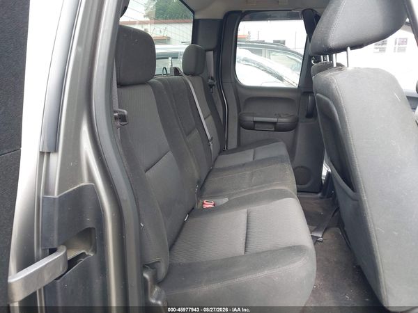 2012 CHEVROLET SILVERADO 1500 LT — I8
